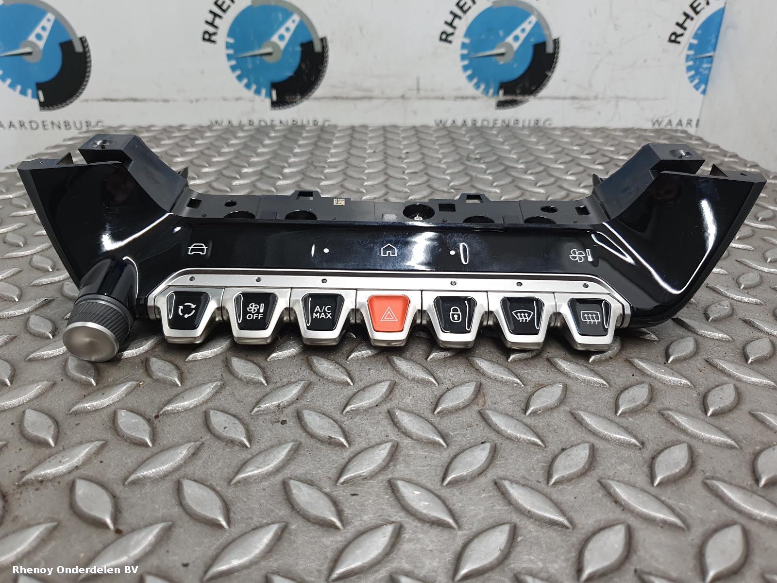 View Auto part NAVIGATIE PEUGEOT 208 2025