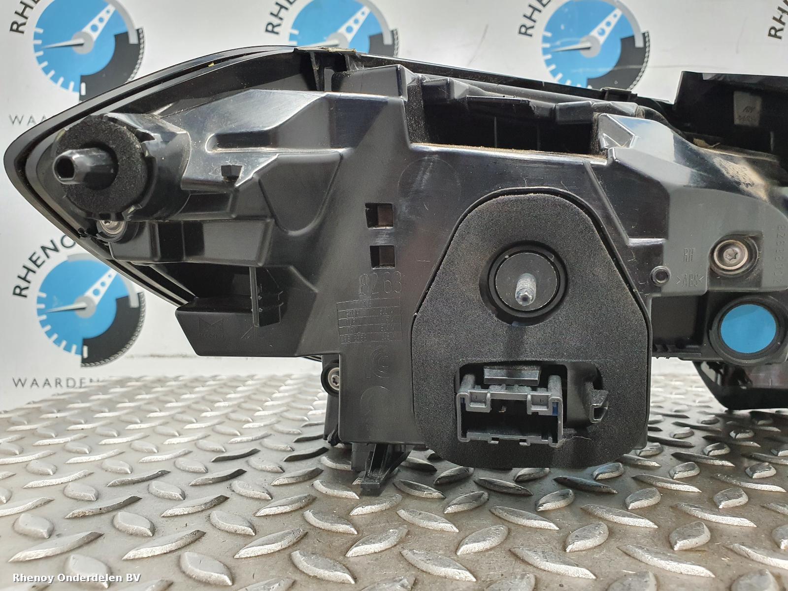 View Auto part ACHTERLICHT R PEUGEOT 208 2025