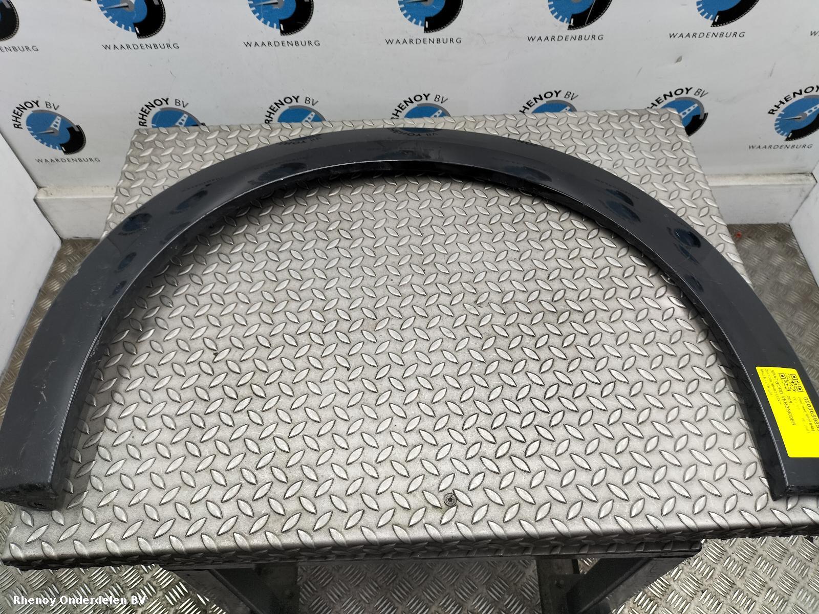 Bekijk Auto-onderdeel SPATBORD VERBREDER PEUGEOT 208 2025