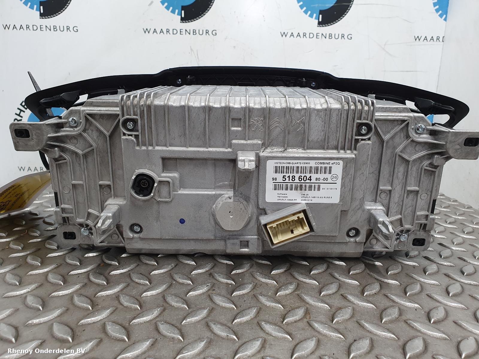 View Auto part KLOKKENPANEEL PEUGEOT 208 2025