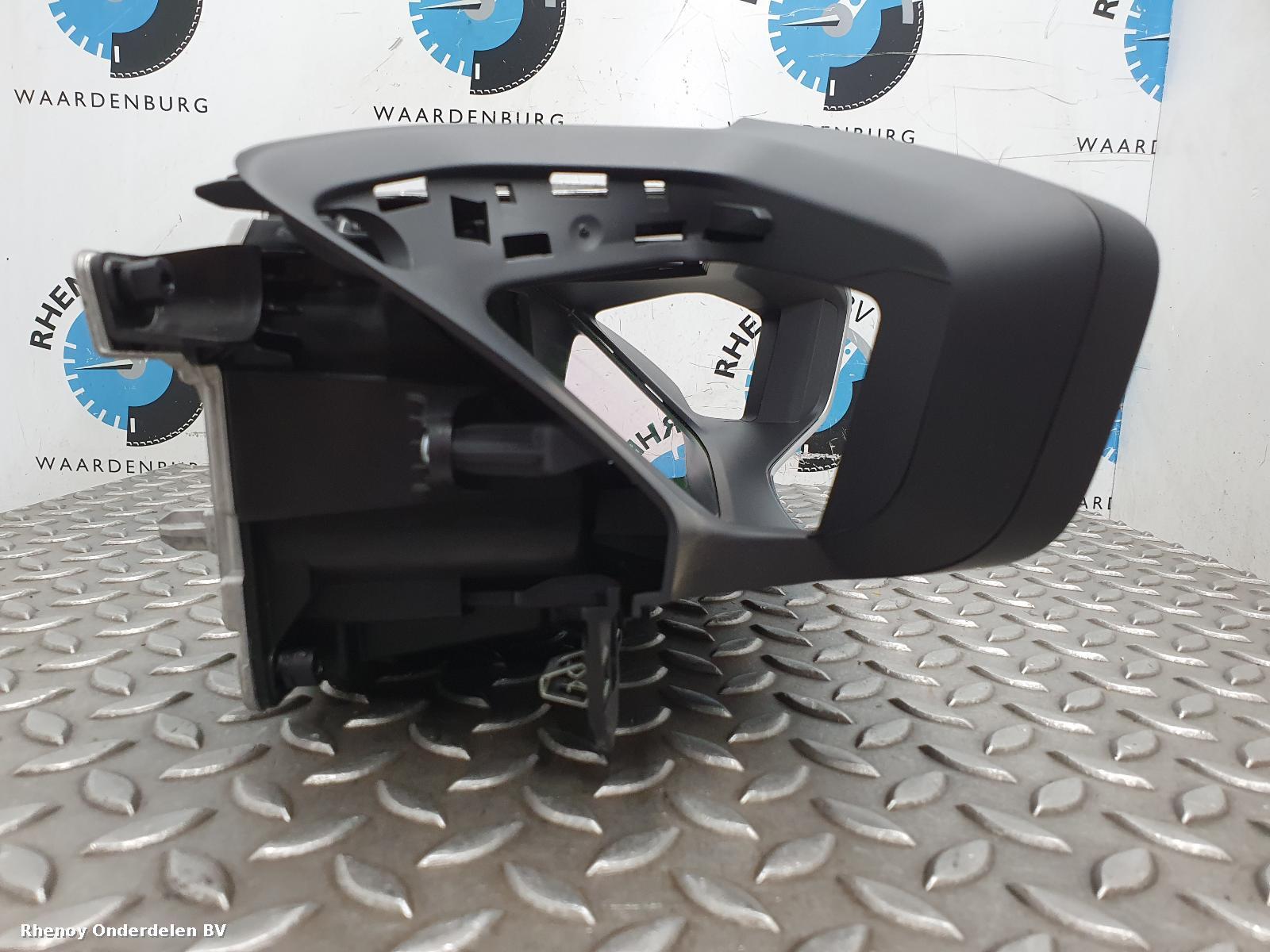 View Auto part KLOKKENPANEEL PEUGEOT 208 2025