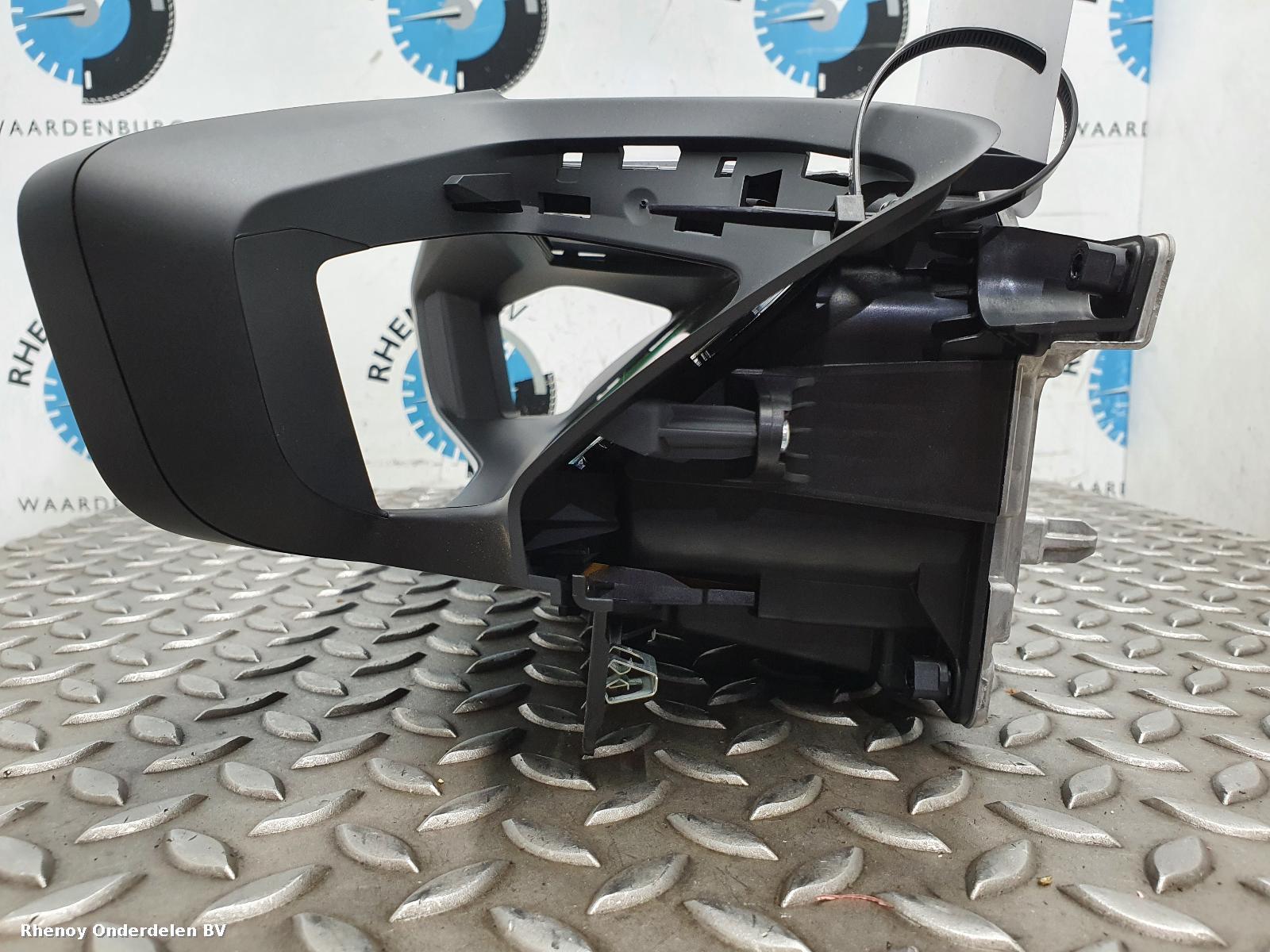 View Auto part KLOKKENPANEEL PEUGEOT 208 2025