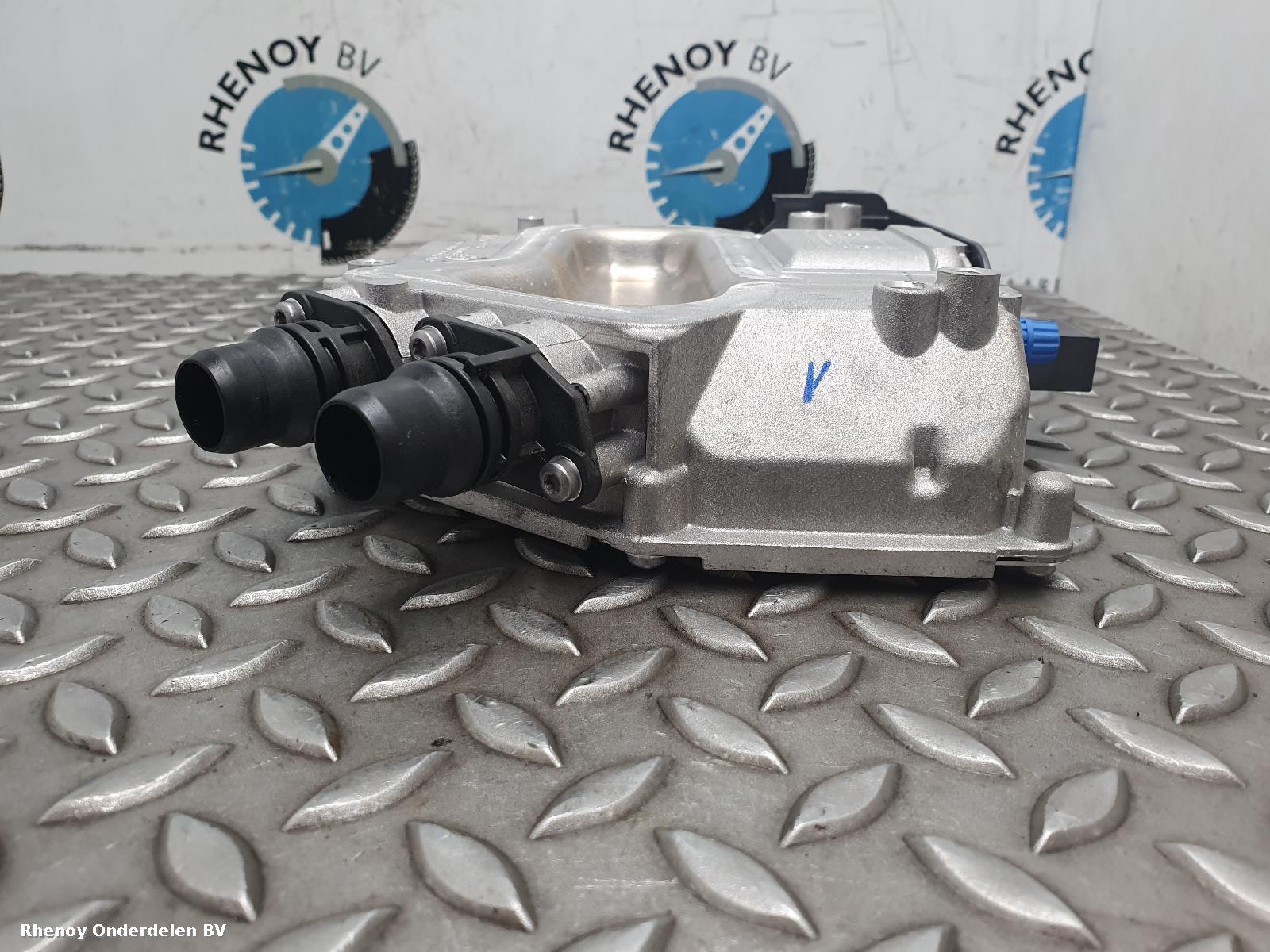 View Auto part EV / HYBRIDE ELEKTRONISCHE OMVORMER PEUGEOT 208 2025