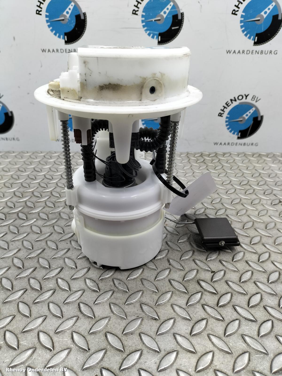 Bekijk Auto-onderdeel BRANDSTOF POMP (IN TANK)  PEUGEOT 208 2025