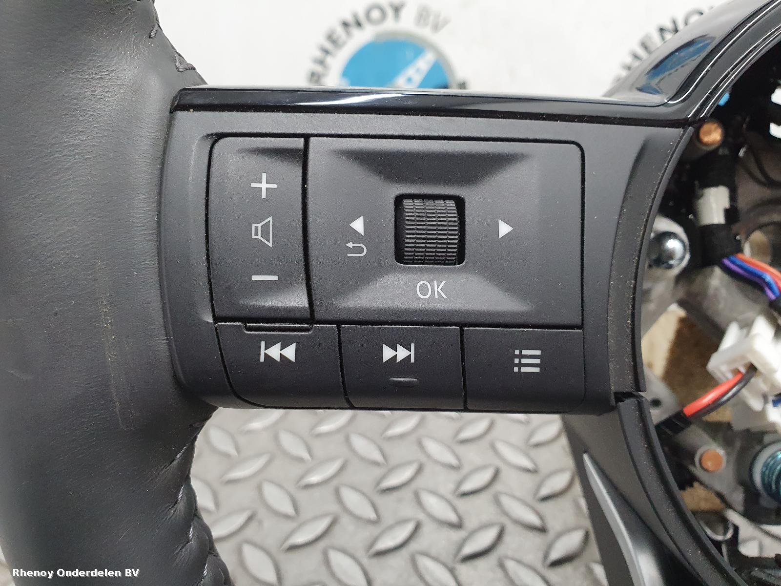 View Auto part STUURWIEL NISSAN QASHQAI 2024
