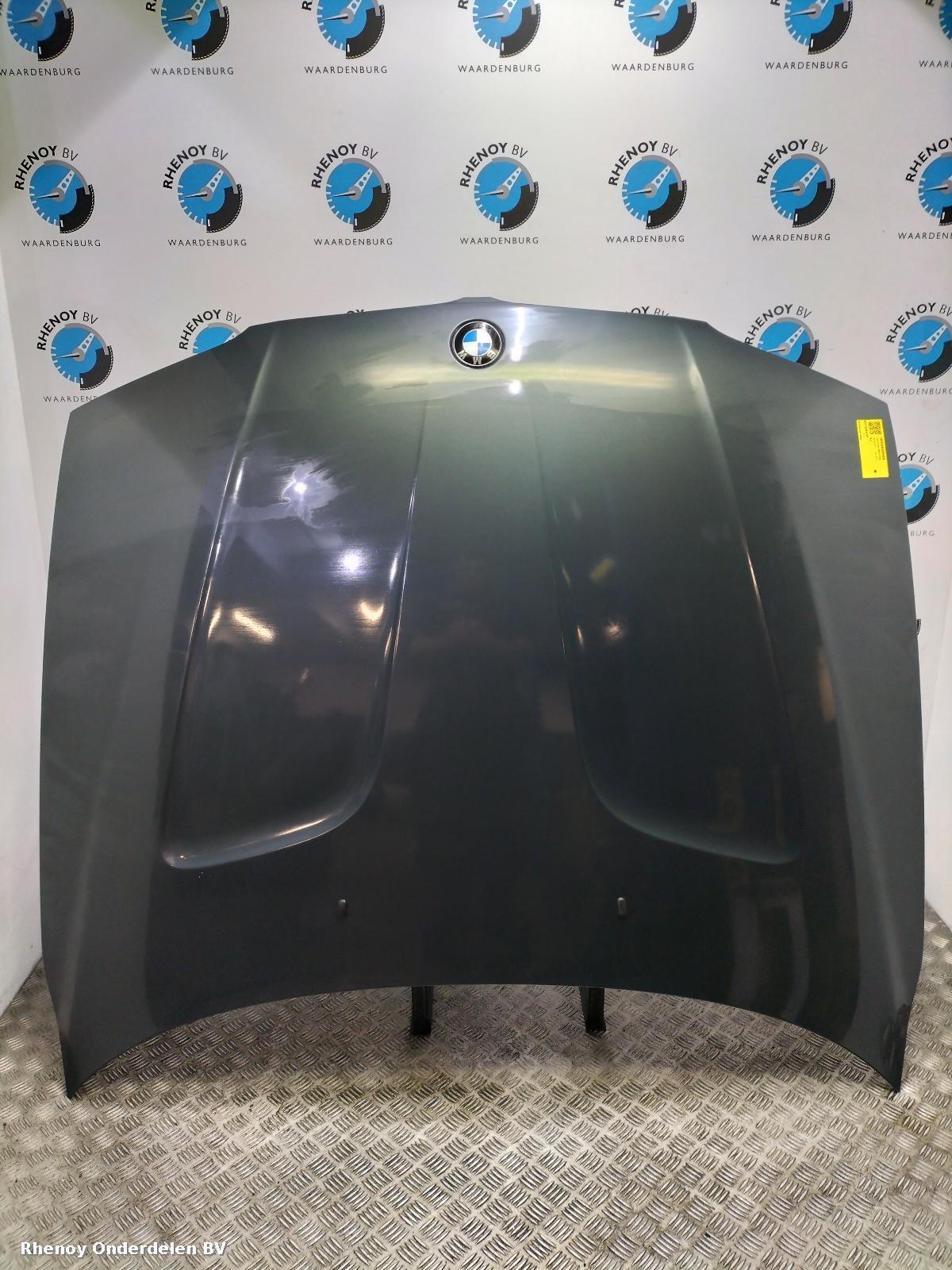 Bekijk Auto-onderdeel MOTORKAP BMW X3 2005