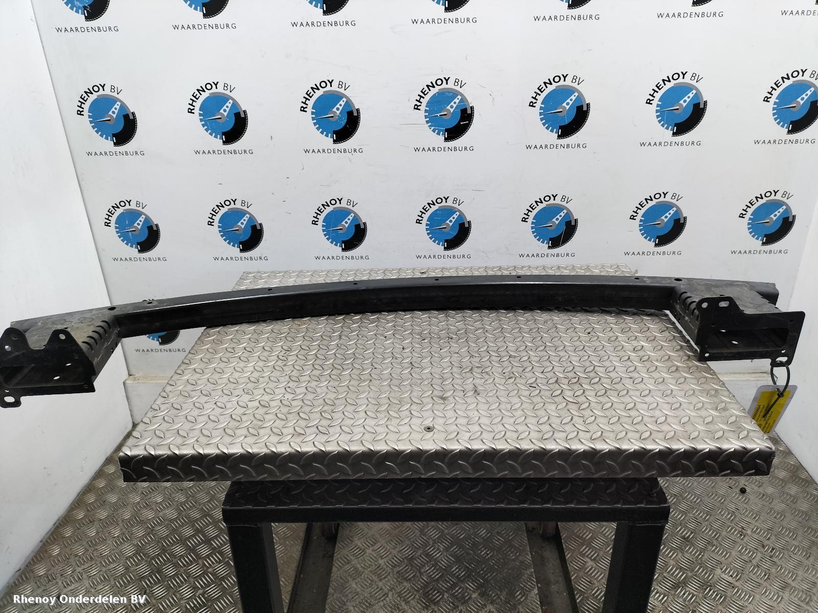 View Auto part VOORBUMPER BALK NISSAN QASHQAI 2024