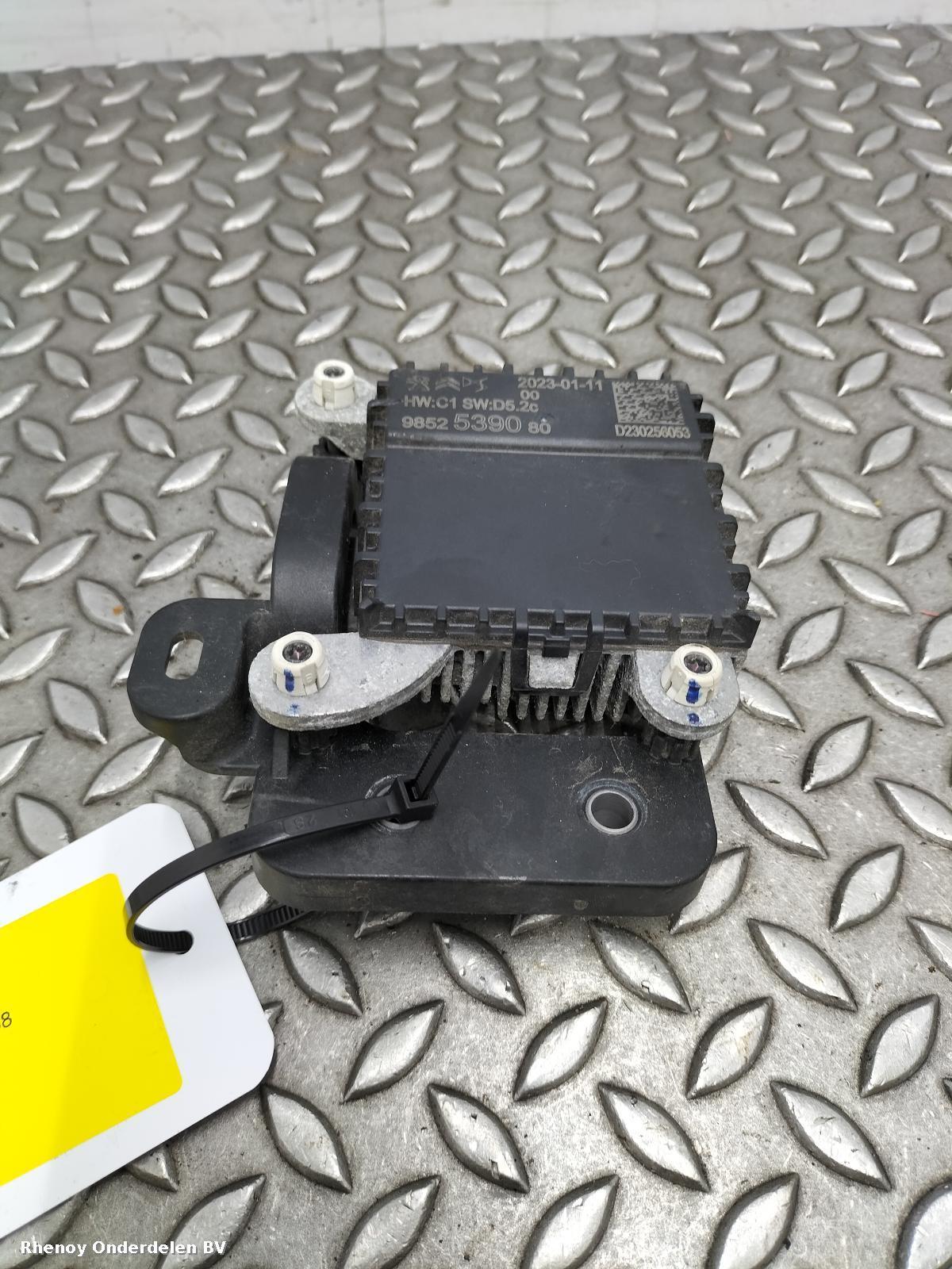 Bekijk Auto-onderdeel SENSOR RADAR OPEL / VAUXHALL CORSA 2023