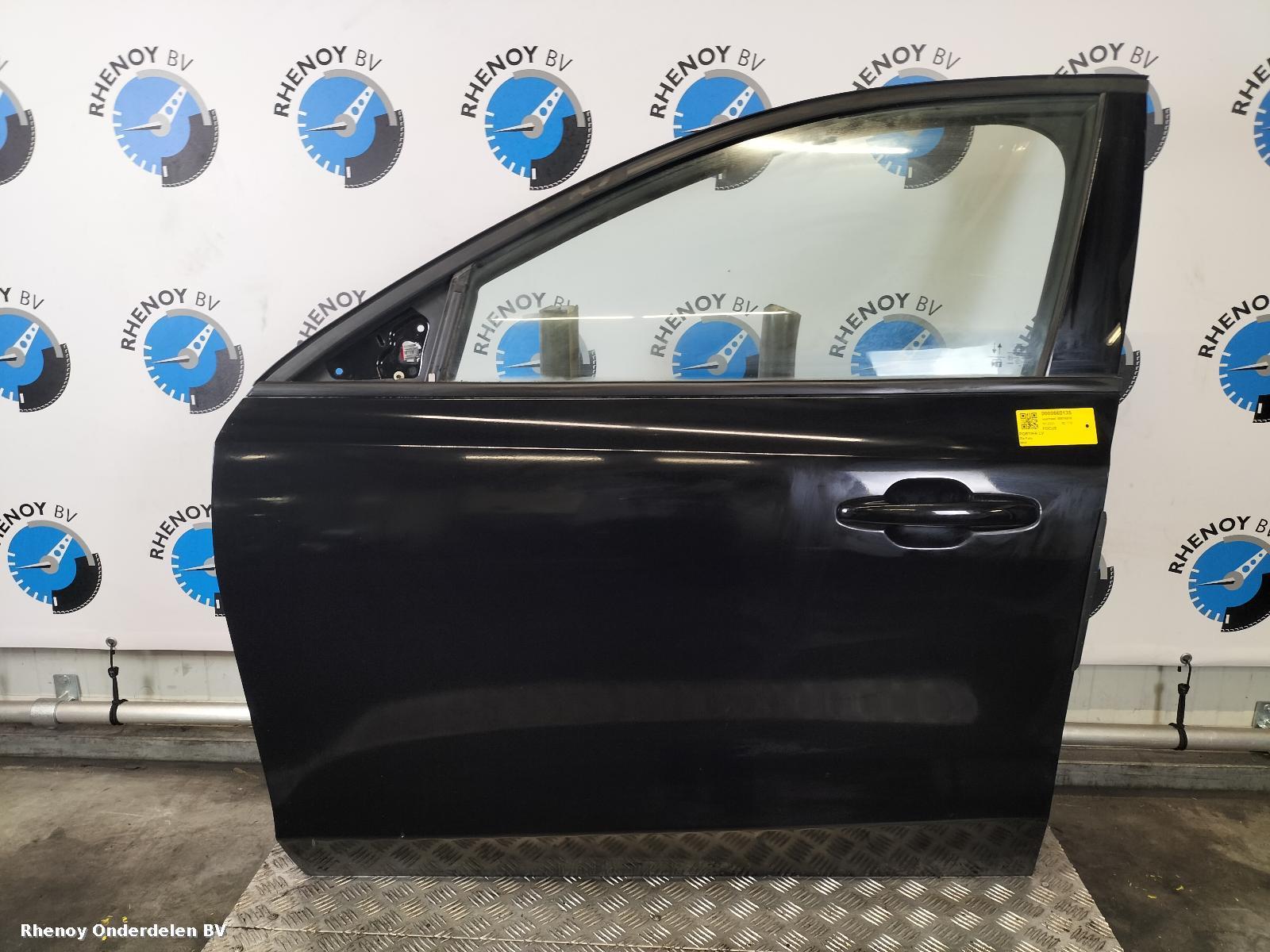 Bekijk Auto-onderdeel PORTIER LV  FORD FOCUS 2023