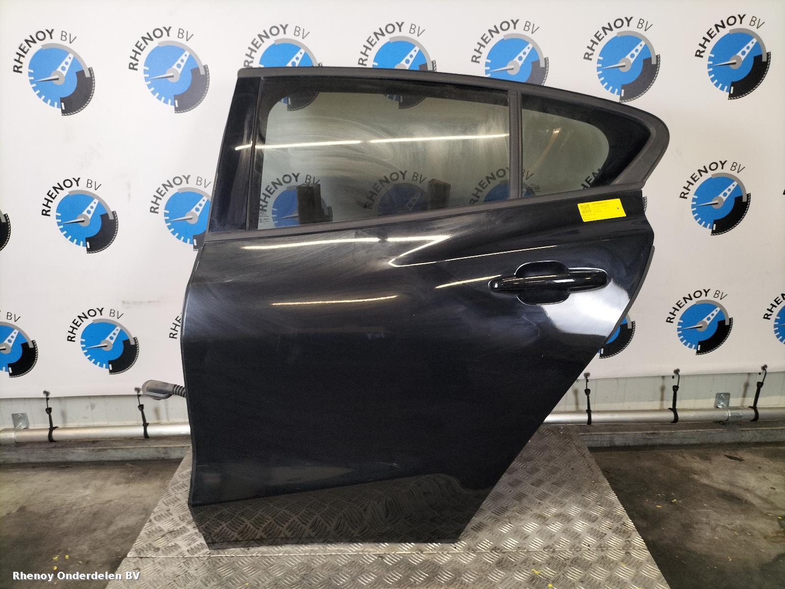 Bekijk Auto-onderdeel PORTIER LA  FORD FOCUS 2023