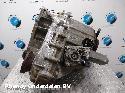 View Auto part TUSSENBAK LAND ROVER DISCOVERY 2015