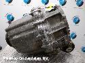 View Auto part TUSSENBAK LAND ROVER DISCOVERY 2015