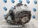 View Auto part TUSSENBAK LAND ROVER RANGE ROVER 2013